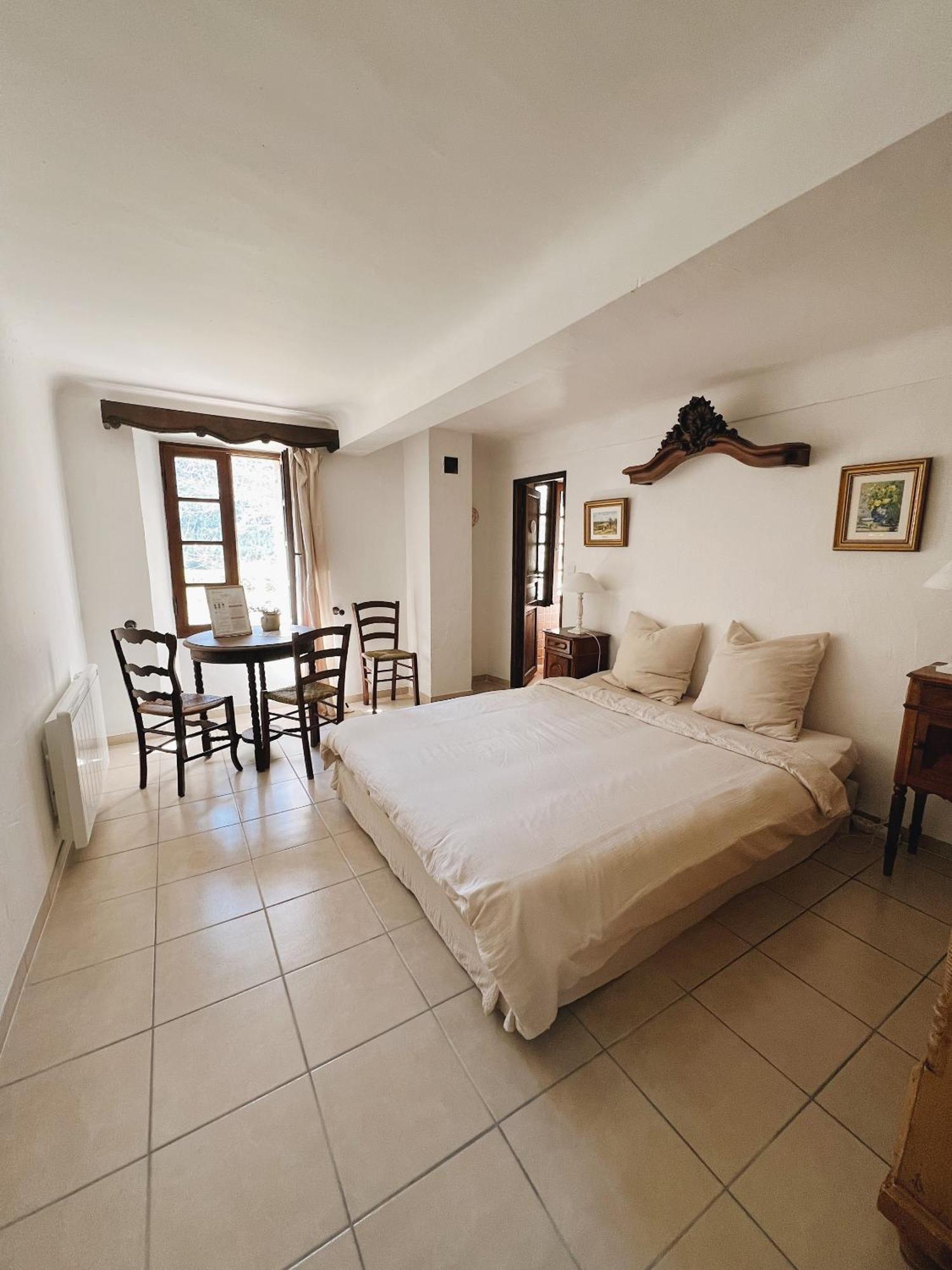Готель La Bastide Des Pins Номер фото
